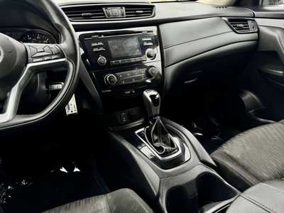 2017 Nissan Rogue, $9490. Photo 10
