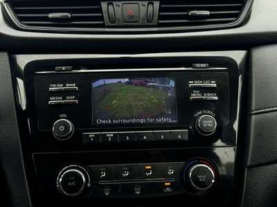 2017 Nissan Rogue, $9490. Photo 3