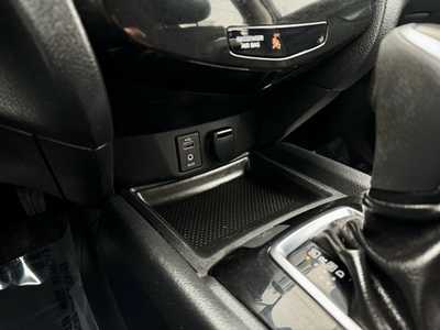 2017 Nissan Rogue, $9490. Photo 9