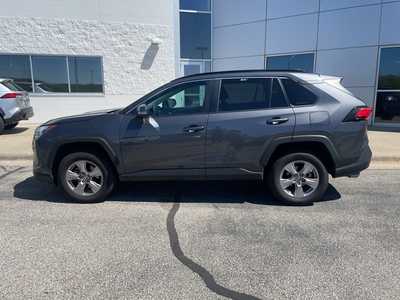 2023 Toyota RAV4, $30000. Photo 4