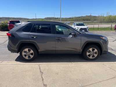 2023 Toyota RAV4, $30000. Photo 8