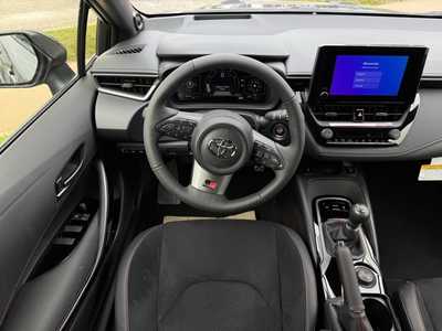 2025 Toyota Corolla, $48349. Photo 6