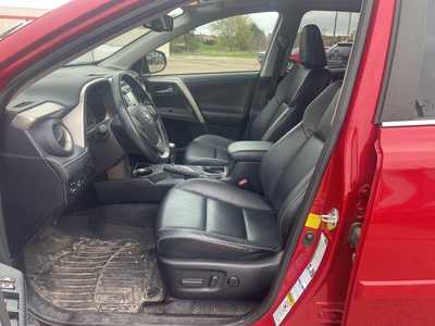 2015 Toyota RAV4, $13500. Photo 9