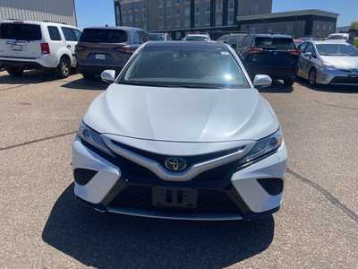 2020 Toyota Camry, $27500. Photo 2