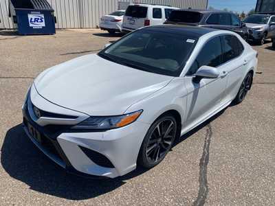 2020 Toyota Camry, $27500. Photo 3