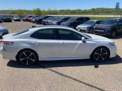 2020 Toyota Camry, $27500. Photo 8