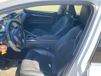 2020 Toyota Camry, $27500. Photo 9
