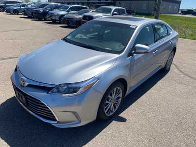 2016 Toyota Avalon, $21000. Photo 3