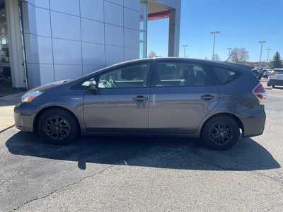 2016 Toyota Prius, $12500. Photo 4