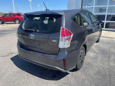2016 Toyota Prius, $12500. Photo 7