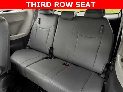 2024 Toyota Sienna, $53999. Photo 12
