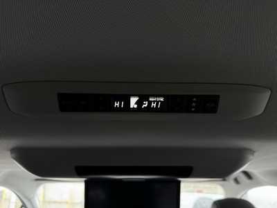 2024 Toyota Sienna, $53999. Photo 9