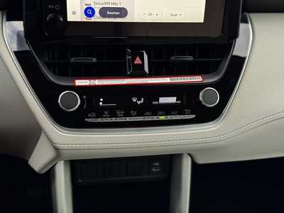 2025 Toyota Corolla Cross, $27154. Photo 8