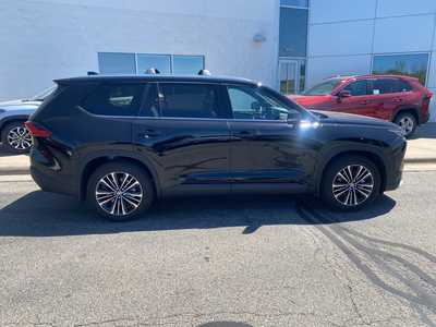 2024 Toyota Grand Highlander, $63000. Photo 8