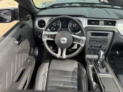 2014 Ford Mustang, $16999. Photo 3