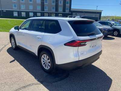 2024 Toyota Grand Highlander, $50500. Photo 5