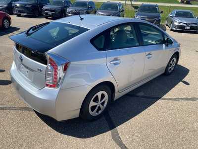 2012 Toyota Prius, $12000. Photo 7