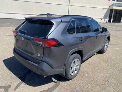 2021 Toyota RAV4, $25000. Photo 7