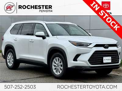 2025 Toyota Grand Highlander, $48953. Photo 1