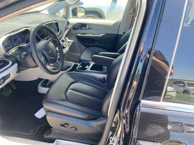 2024 Chrysler Pacifica, $30000. Photo 10