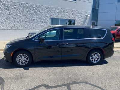 2024 Chrysler Pacifica, $30000. Photo 4