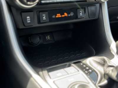 2025 Toyota RAV4, $37794. Photo 10