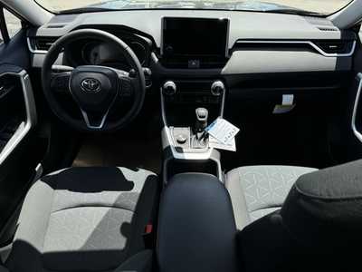 2025 Toyota RAV4, $37794. Photo 8