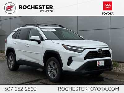2022 Toyota RAV4, $31499. Photo 1