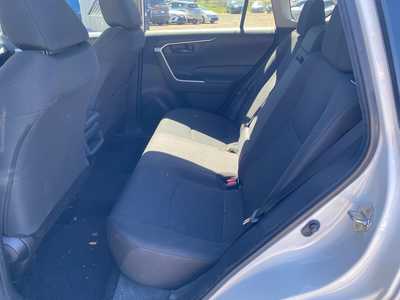 2020 Toyota RAV4, $22700. Photo 10