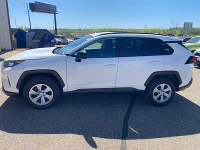 2020 Toyota RAV4, $22700. Photo 4