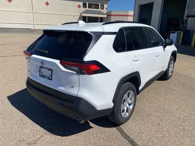 2020 Toyota RAV4, $22700. Photo 7