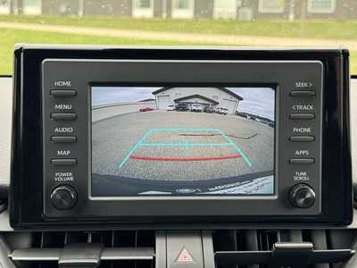 2019 Toyota RAV4, $25498. Photo 4