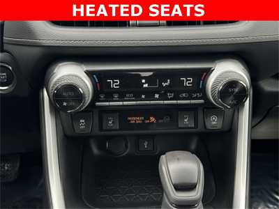 2022 Toyota RAV4, $32998. Photo 9