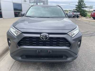2021 Toyota RAV4, $33998. Photo 2