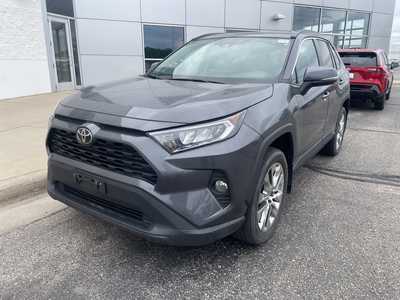2021 Toyota RAV4, $33998. Photo 3