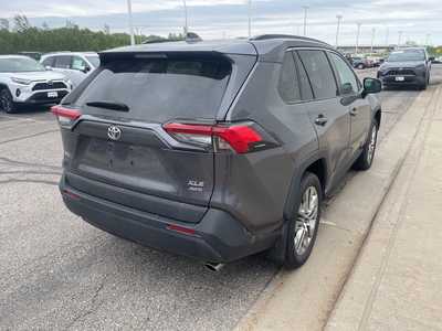 2021 Toyota RAV4, $33998. Photo 7