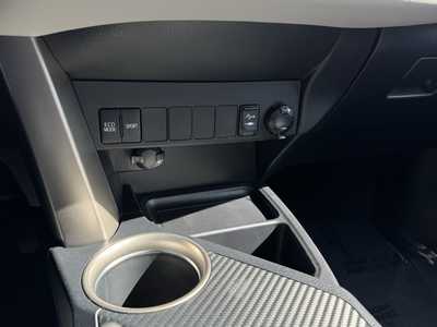 2015 Toyota RAV4, $17499. Photo 10