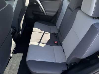 2015 Toyota RAV4, $17499. Photo 6