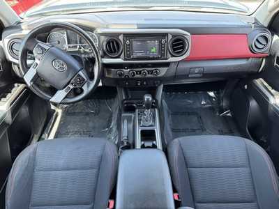 2018 Toyota Tacoma, $28497. Photo 7