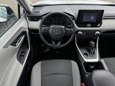 2021 Toyota RAV4, $29499. Photo 6