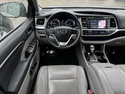 2014 Toyota Highlander, $21199. Photo 10