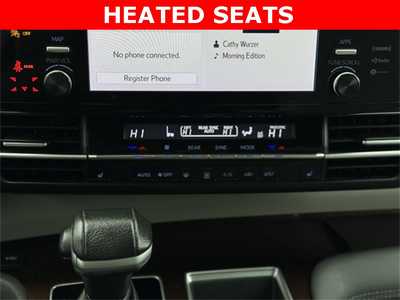 2021 Toyota Sienna, $27499. Photo 10