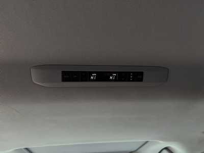2021 Toyota Sienna, $27499. Photo 6