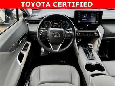 2021 Toyota Venza, $32999. Photo 6