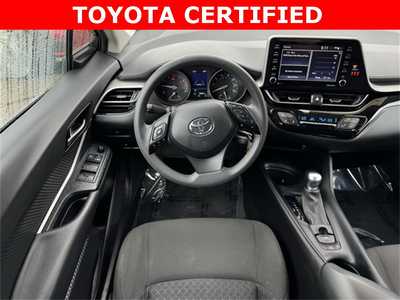 2021 Toyota C-HR, $22999. Photo 6