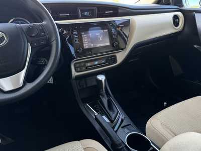 2017 Toyota Corolla, $17797. Photo 11