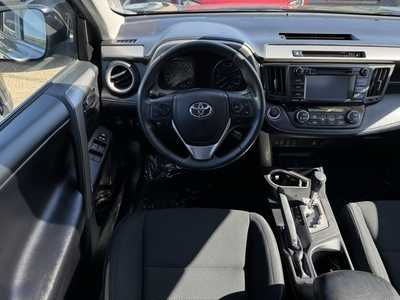 2018 Toyota RAV4, $26497. Photo 7