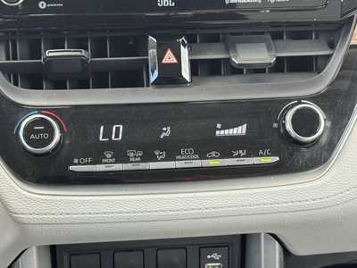 2022 Toyota Corolla Cross, $27499. Photo 9