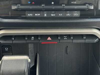 2022 Toyota Tundra Crew Cab, $41999. Photo 9