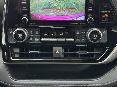 2022 Toyota Highlander, $41499. Photo 10